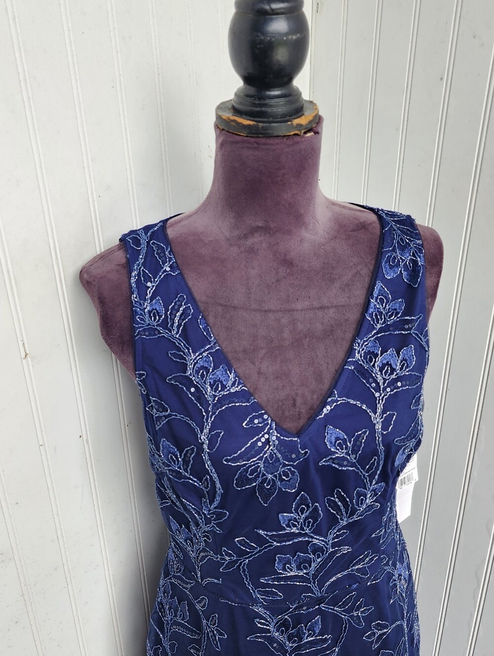 NWT Papell Studio Women's Navy Blue Floral Sequin Embroidered Midi Dress 8 - Picture 5 of 16